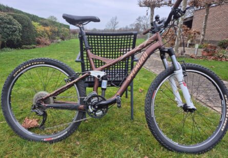 Httpswww emrin beuploadsoriginalbikes20251223 164110 694ac626af79f